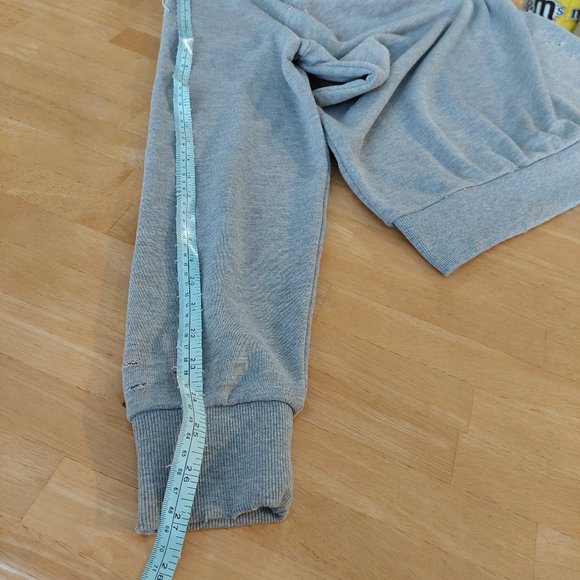 AMNESIA men's long sleeved solid grey distressed sweatshirt size Large - Picture 13 of 13